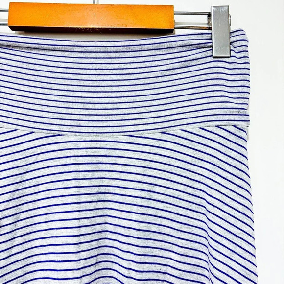 GAP Purple & Grey Striped Skirt | Small * - Picture 3 of 6